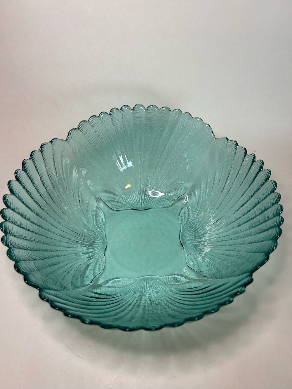 Vintage Arcoroc Coquillage Turquoise 10" Shell Serving Bowl Coastal Beach Decor